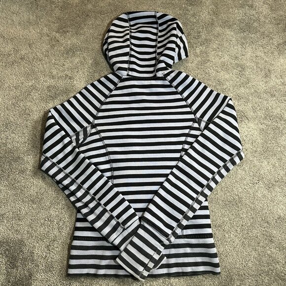 VTG Lululemon Scuba Hoodie Size 2 Light Blue Black Striped Full Zip Thumbholes - Picture 7 of 11